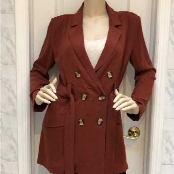 BROWN EARTH COLOR BELTED & BUTTON CLOSURE JACKET - Picture 3 of 8